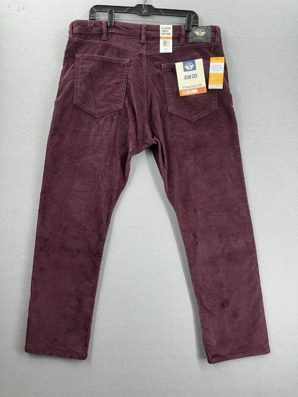 Dockers Burgundy Corduroy Pants 38x32 Men Straight Fit Jean Cut All Seasons